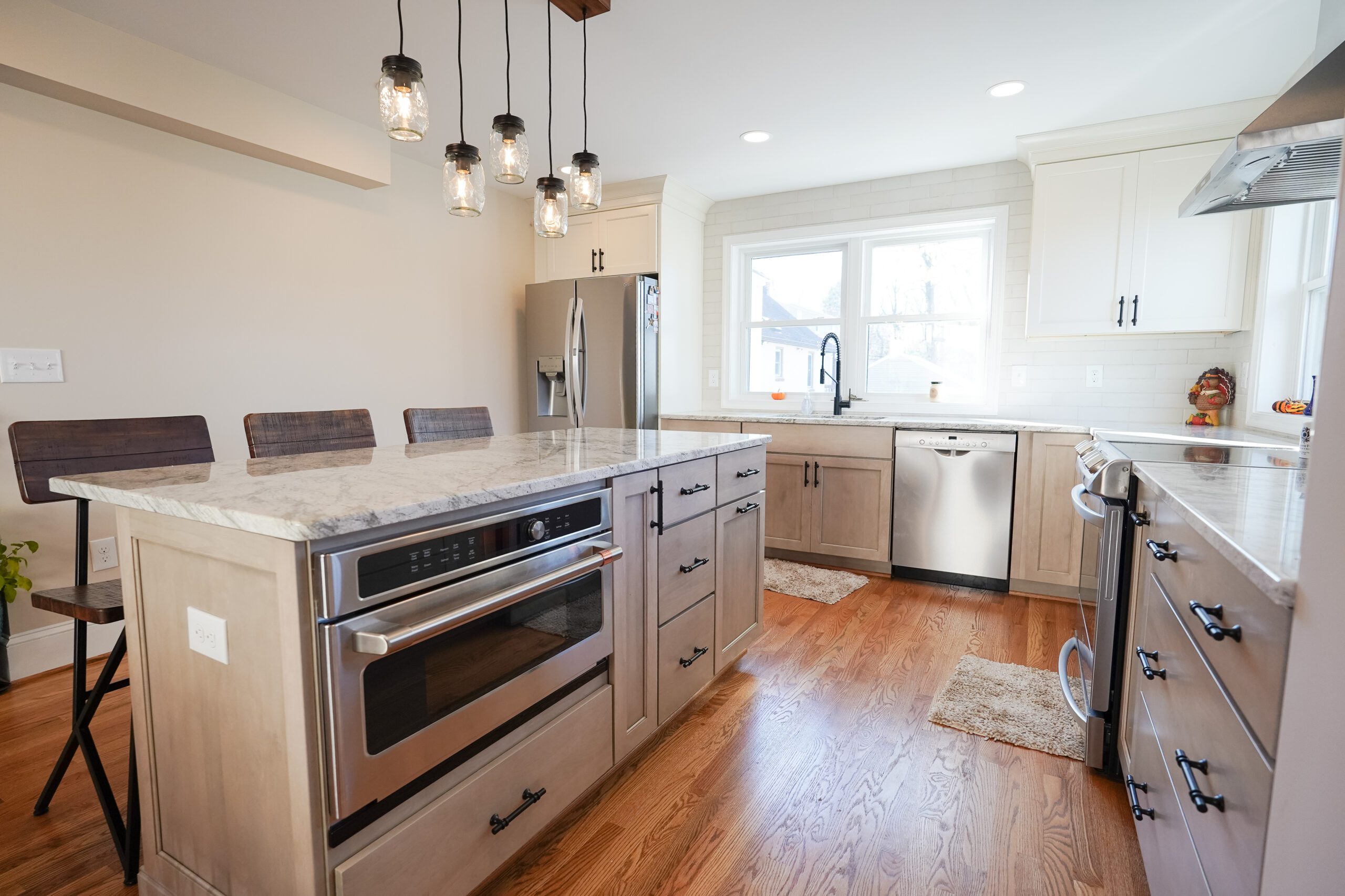 Shiloh kitchen island designed by GranitePro
