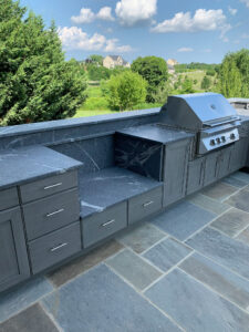 outside black countertops
